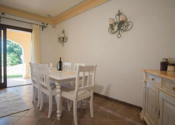 Beautiful Il Giardino Degli Oleandri One Bedroom Sleeps Two Num0850 Appartement