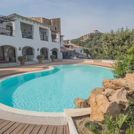 Apartment Beautiful Il Giardino Degli Oleandri One Bedroom Sleeps Two Num0850 Liscia di Vacca