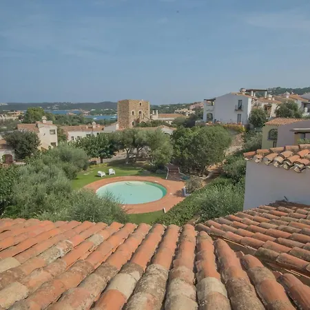 Apartment Beautiful Il Giardino Degli Oleandri One Bedroom Sleeps Two Num0850