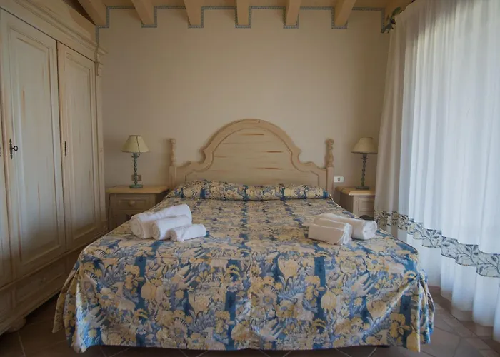Apartman Beautiful Il Giardino Degli Oleandri One Bedroom Sleeps Two Num0850